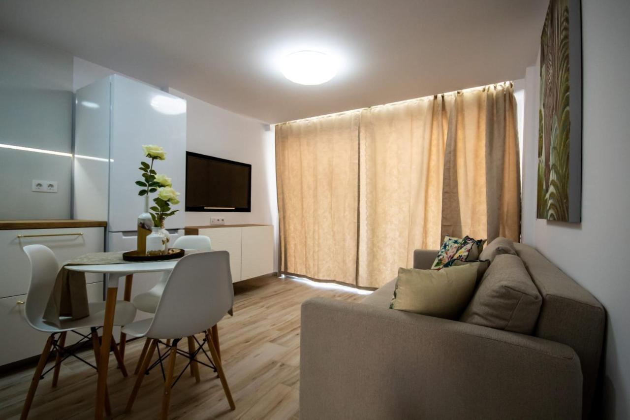Los Elefantes Apartment San Bartolomé Εξωτερικό φωτογραφία
