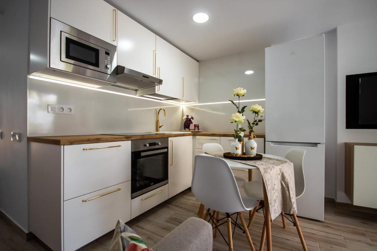 Los Elefantes Apartment San Bartolomé Εξωτερικό φωτογραφία